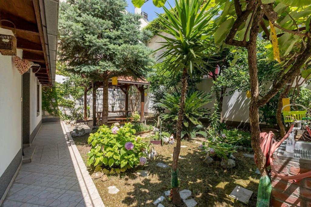 Apartment Paradise Garden スプリト エクステリア 写真